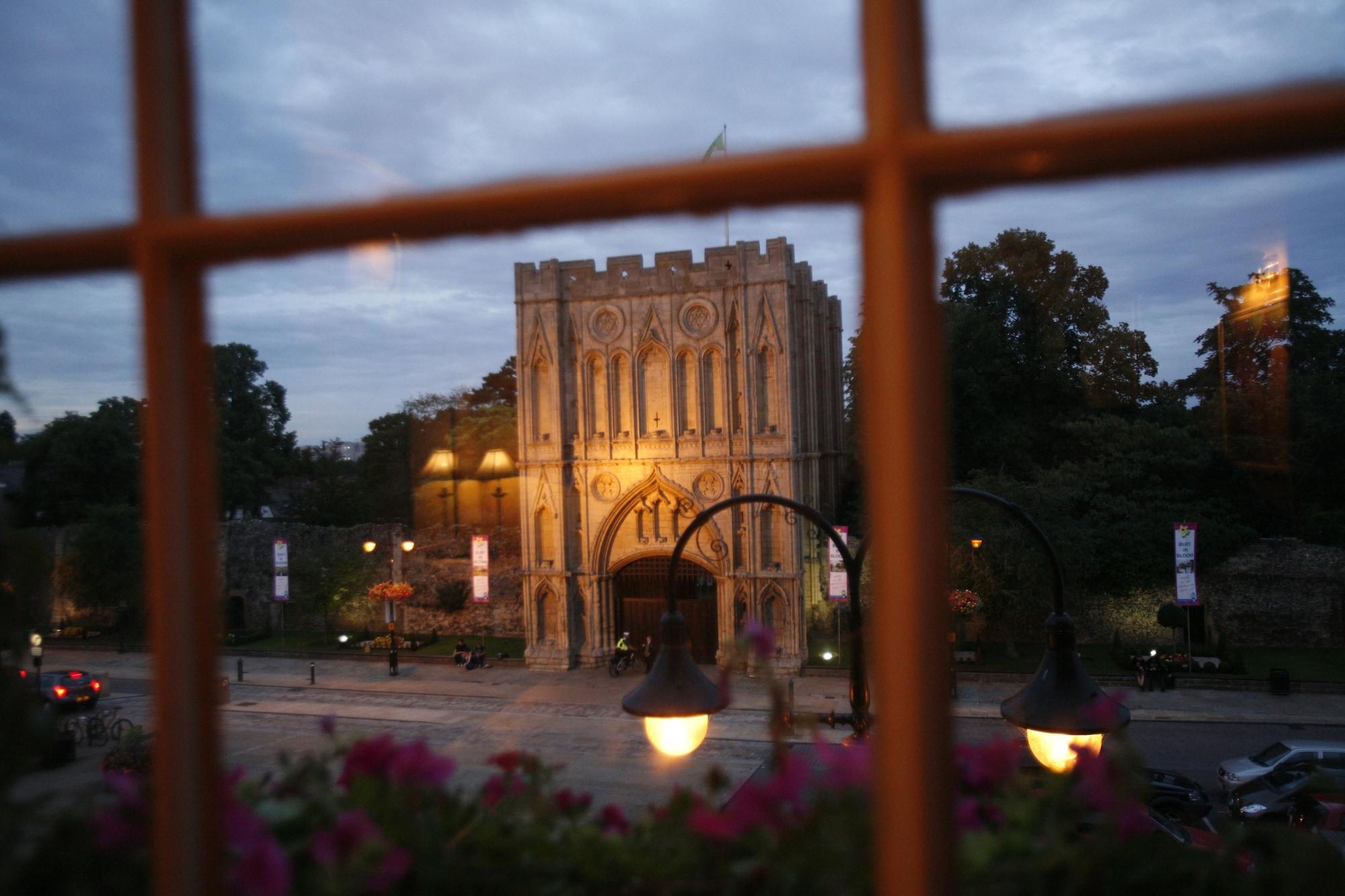 Angel Hotel Bury St. Edmunds Esterno foto