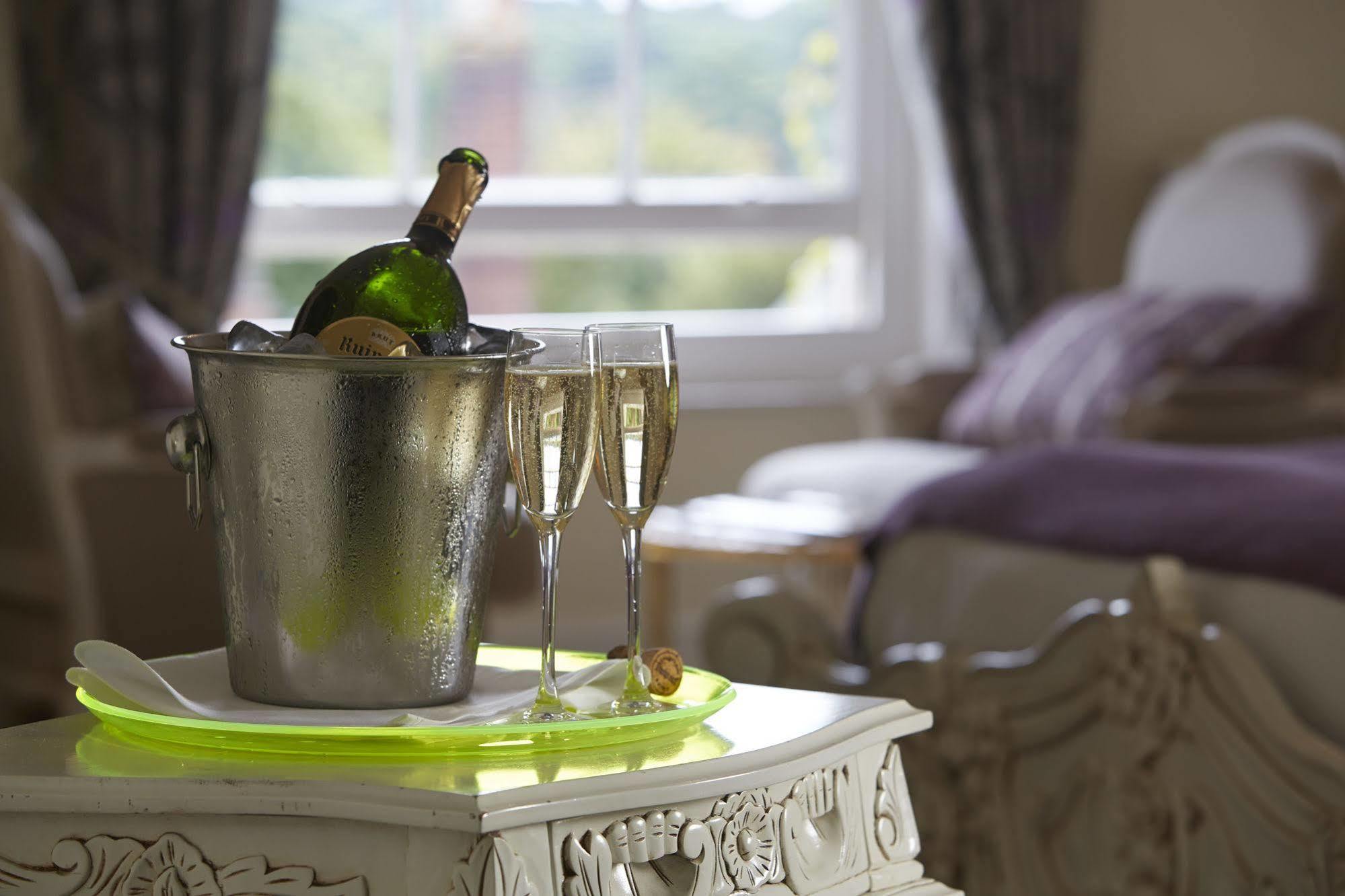 Angel Hotel Bury St. Edmunds Esterno foto